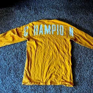 Long sleeve champion